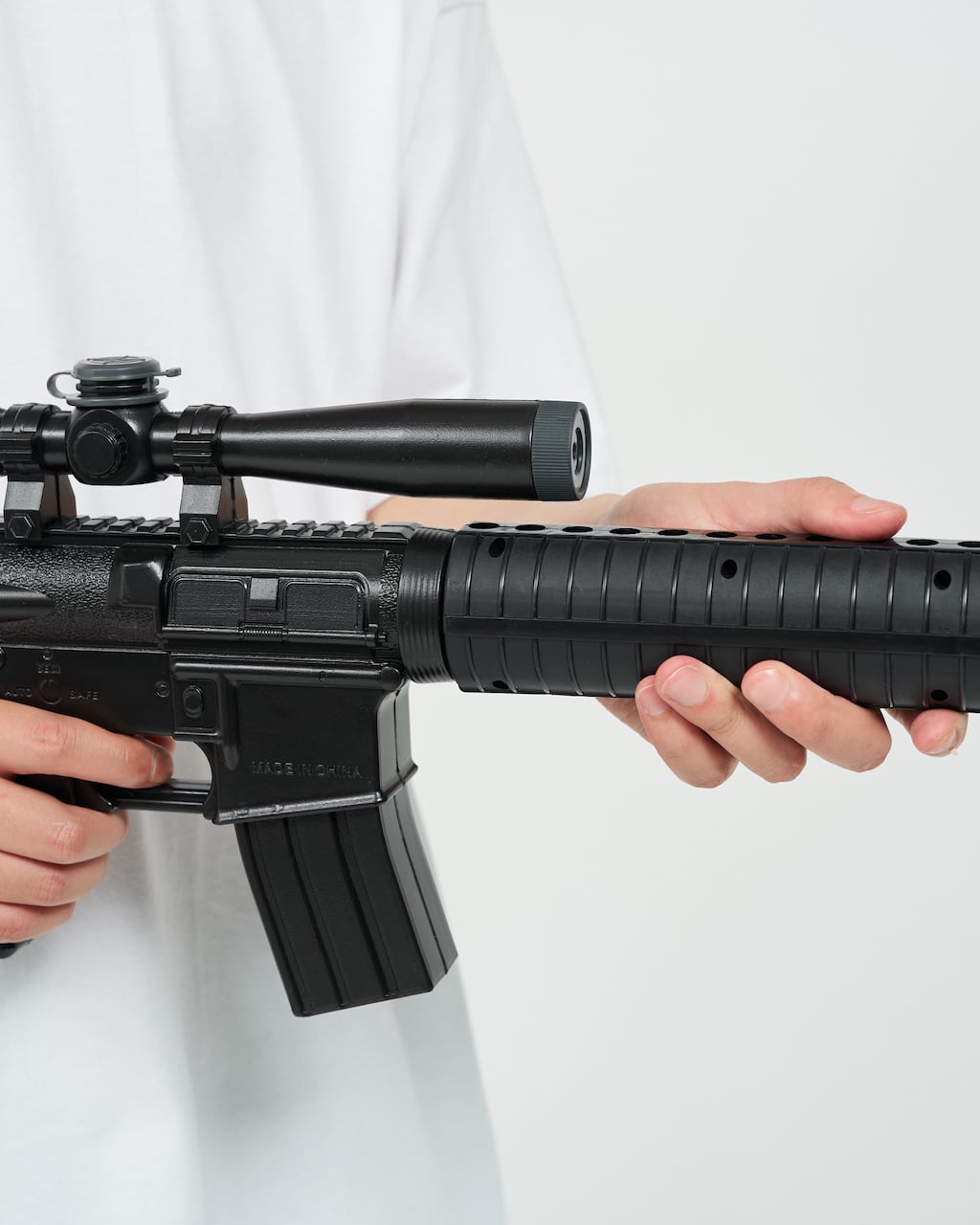 ReFresh!Service TOY WATER RIFLE | HUMAN and THINGS