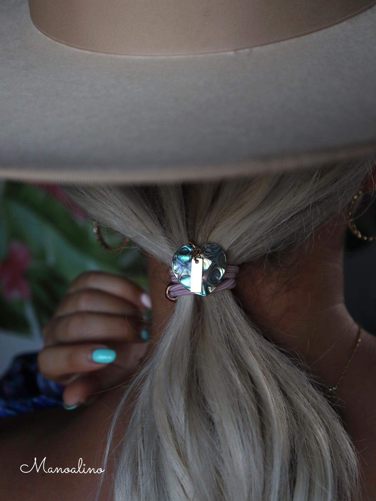 Paua shell Pu'uwai hair gom(パウアシェルハートヘアゴム)
