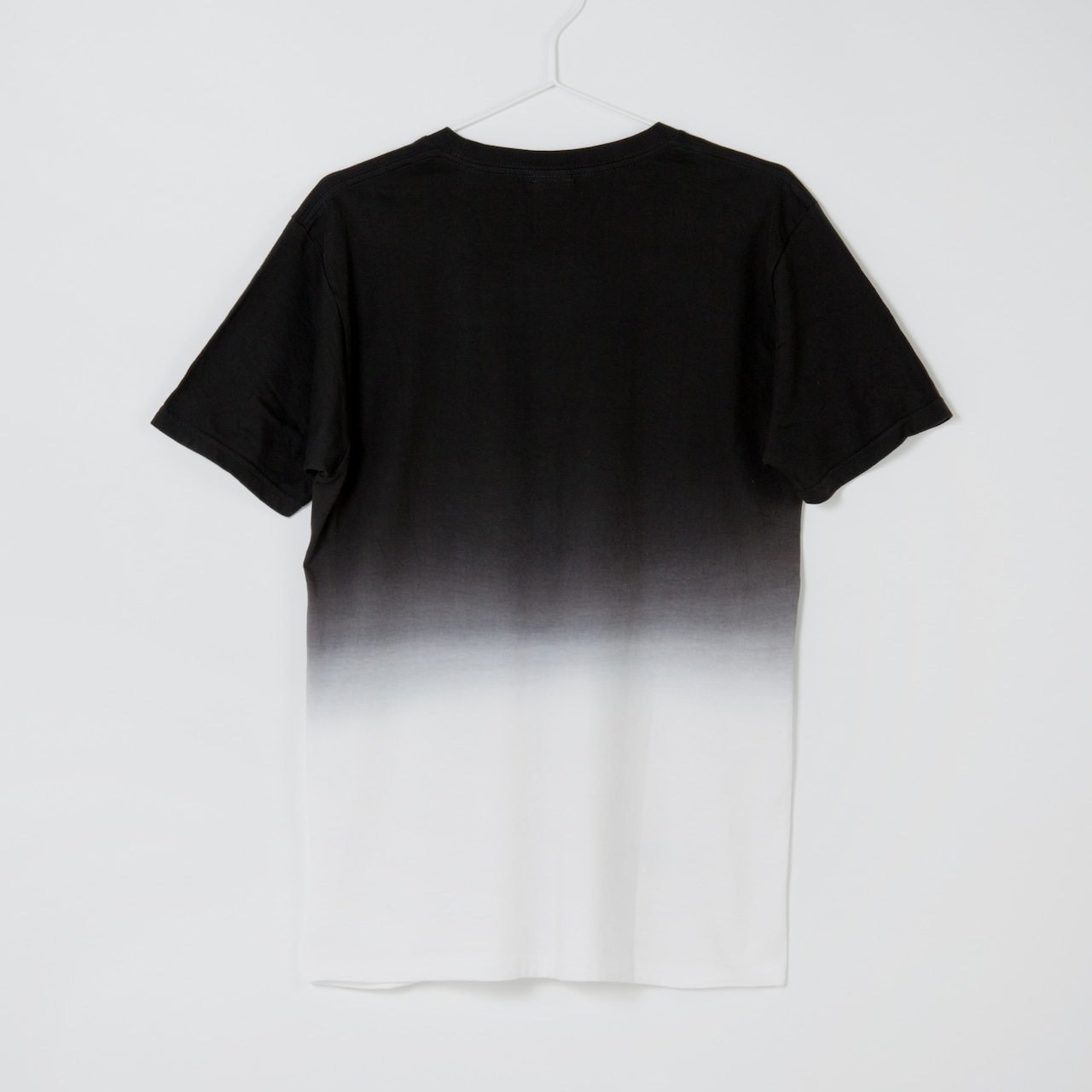 黒紋付染めTshirt 「黒暈 -くろぼかし（Black gradient）」１