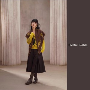 陽だまりに佇む黒猫のニットトップス　E00607