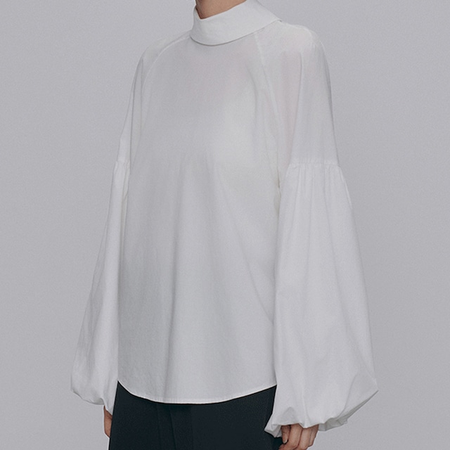 Volume sleeve blouse A00231