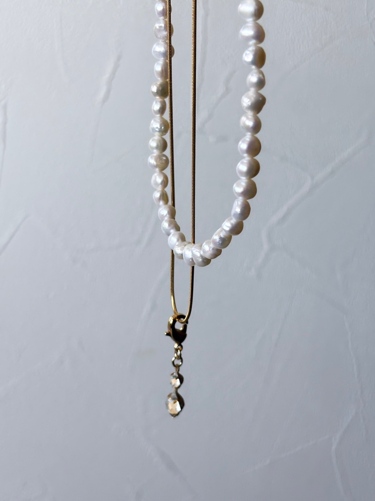 Deux Temps（ドゥ・タン） ー 3WAY ブレスレットとしても使える 淡水パールとヴィンテージのネックレスセット