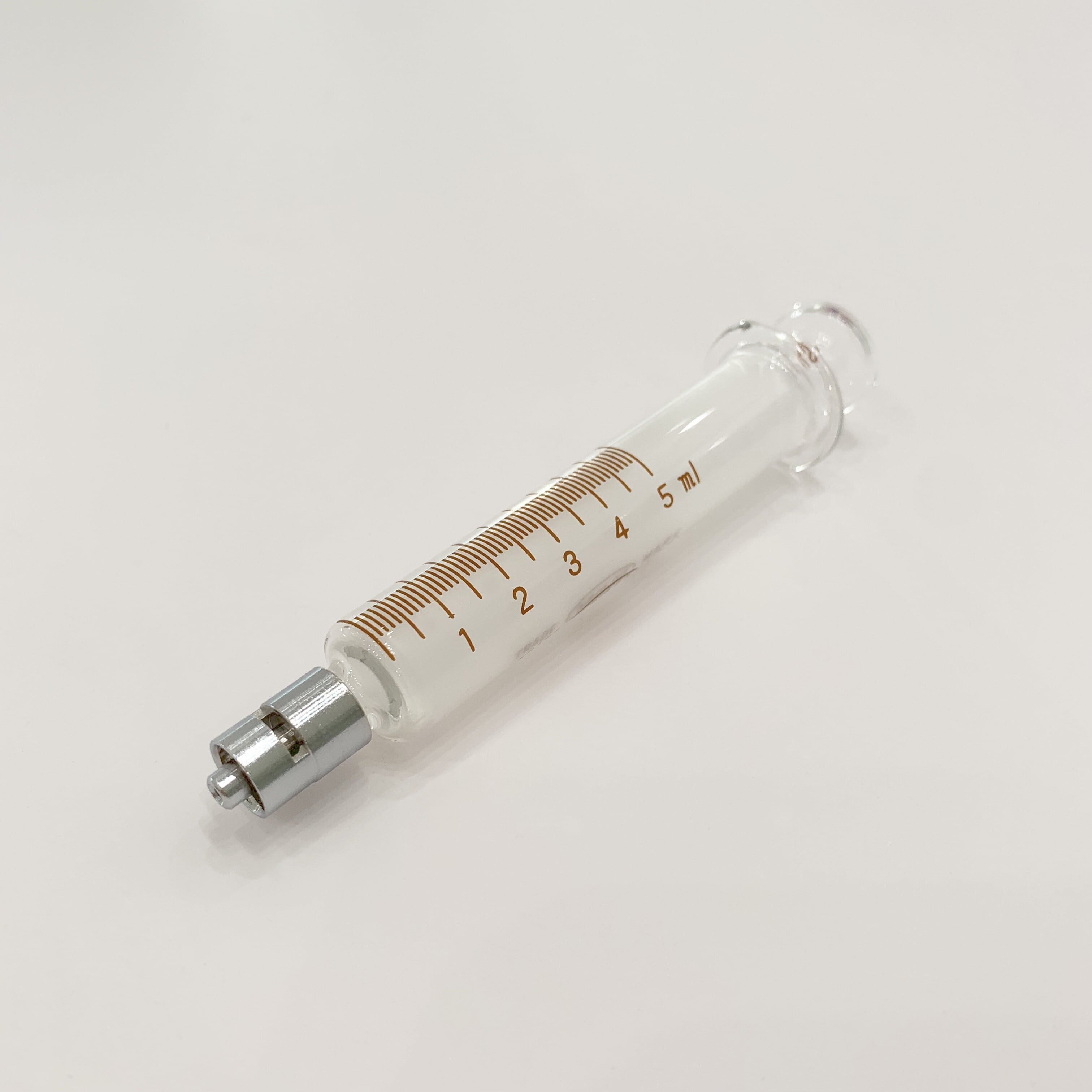 海外最新 翼工業 白硬注射筒 5mL 2-5636-04