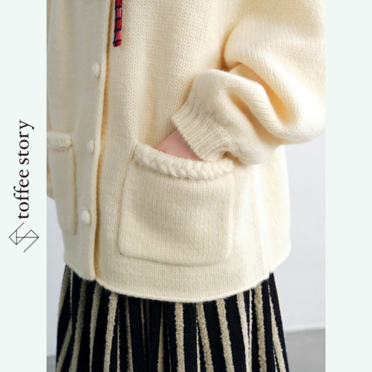 【2color】三つ編みポケットと異色ボタンの詩コート 《P0292》