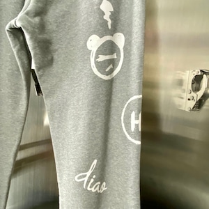 送料無料【HIPANDA ハイパンダ】メンズ スウェット パンツ MEN’S HIPANDA GRAFFITI SWEAT PANTS / GRAY