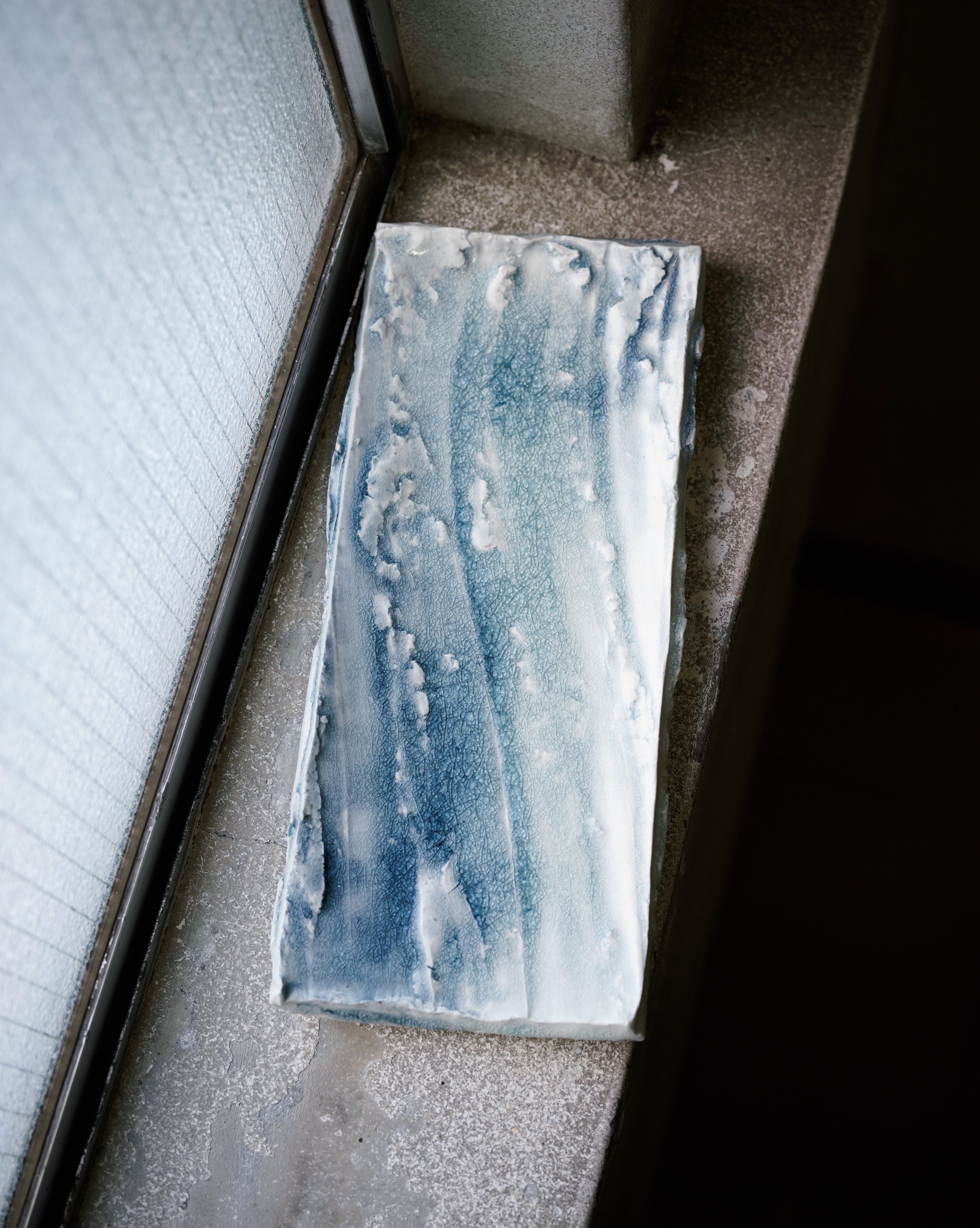 流彩長皿 / 市川恵大