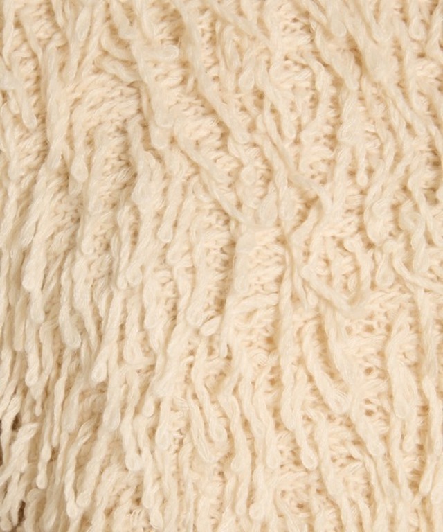 立体的アレンジループツイストニット