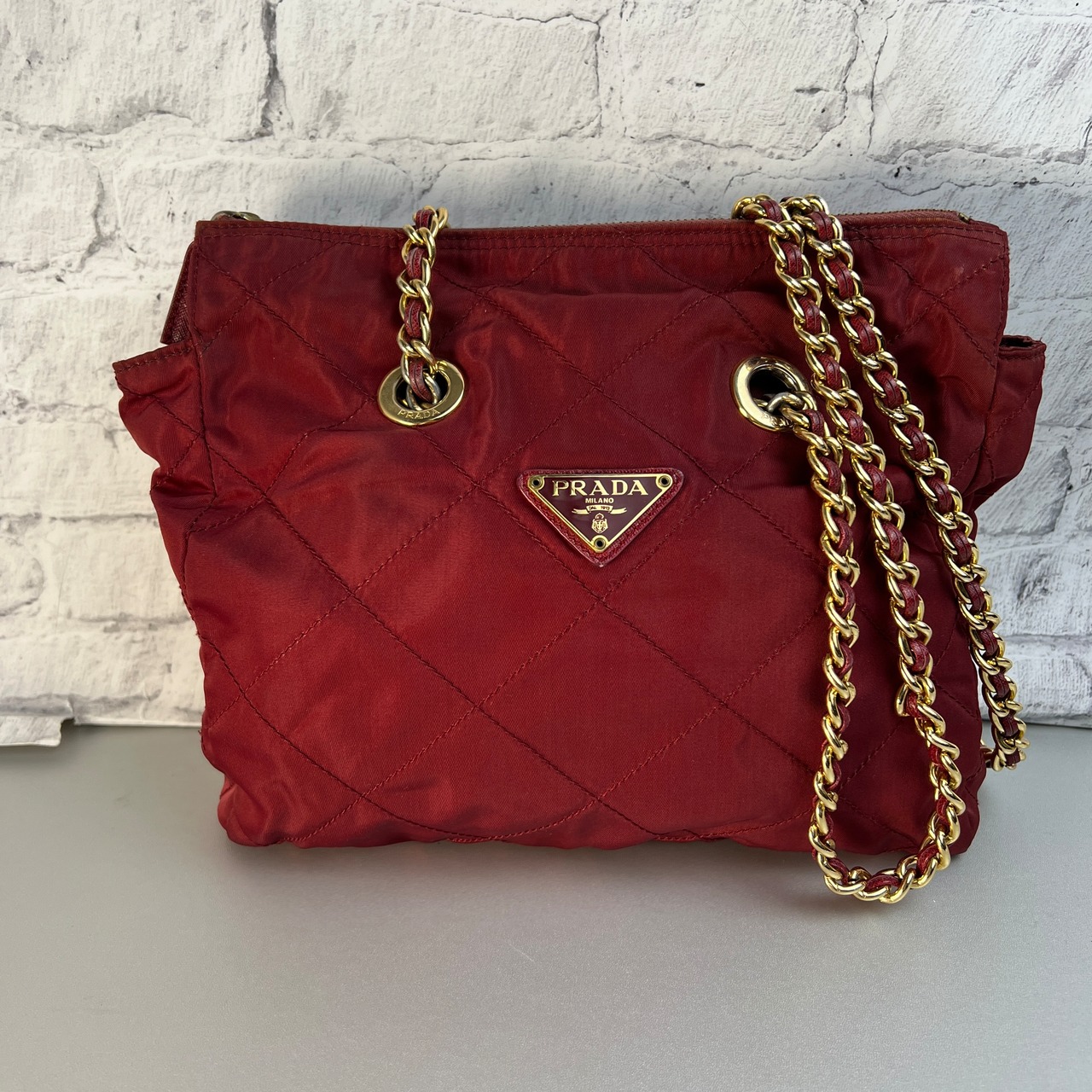 PRADA プラダ  チェーン キルティング ショルダーバッグ レッド A-12106