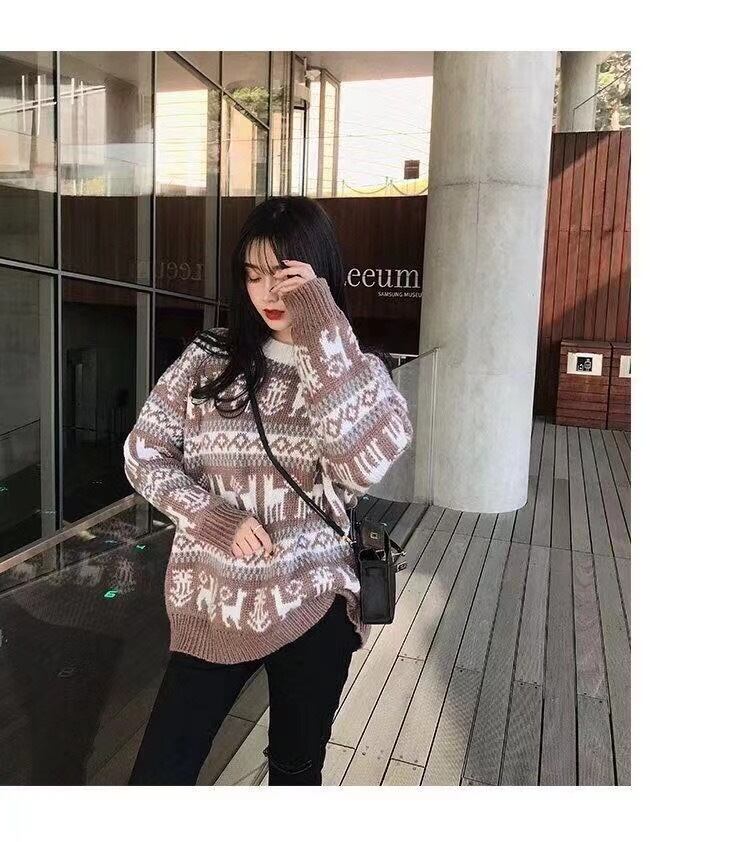 ラウンドネック柄セーター