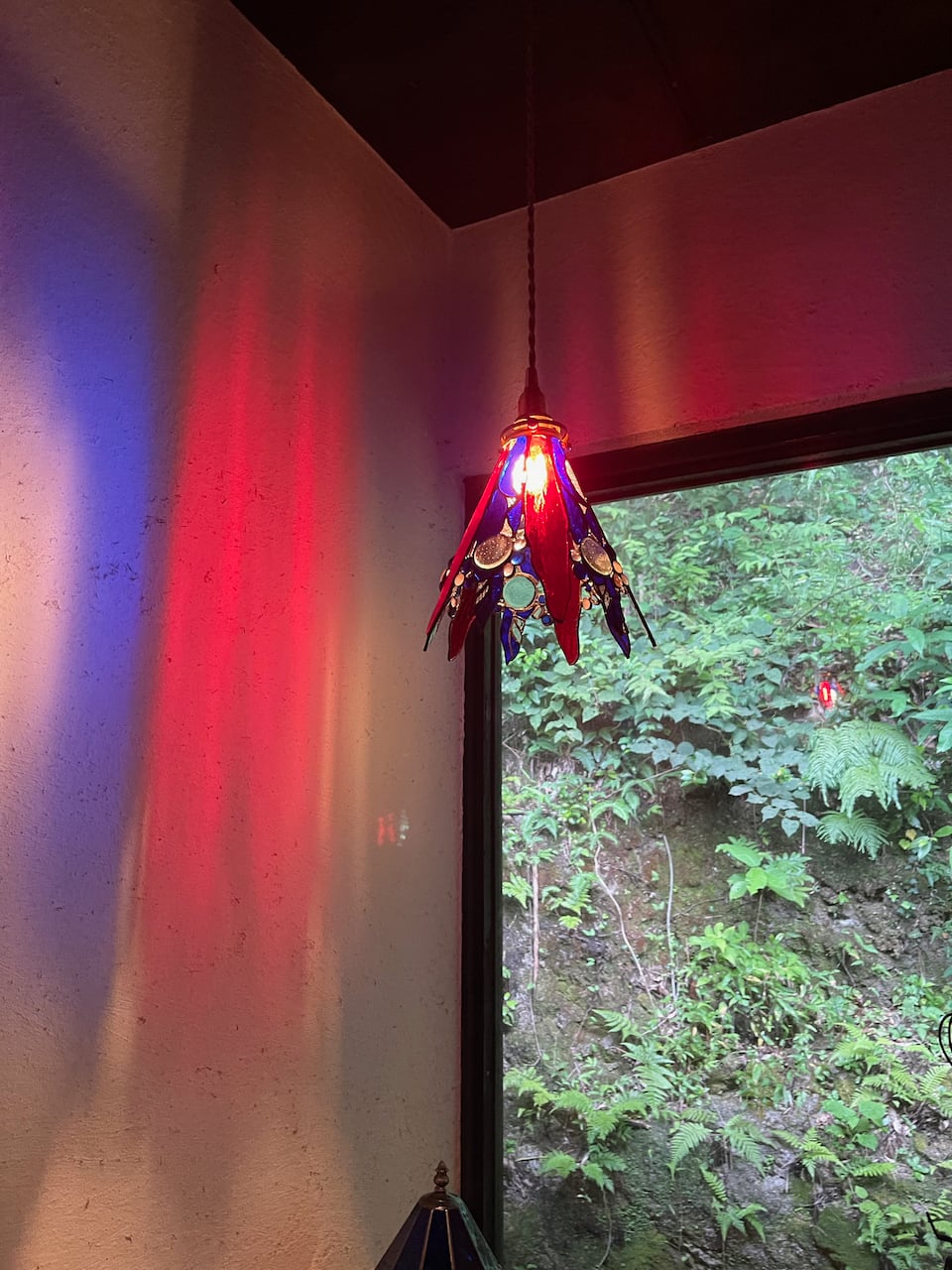 限定品】つばさ レッド&ブルー（ステンドグラスの吊りランプ