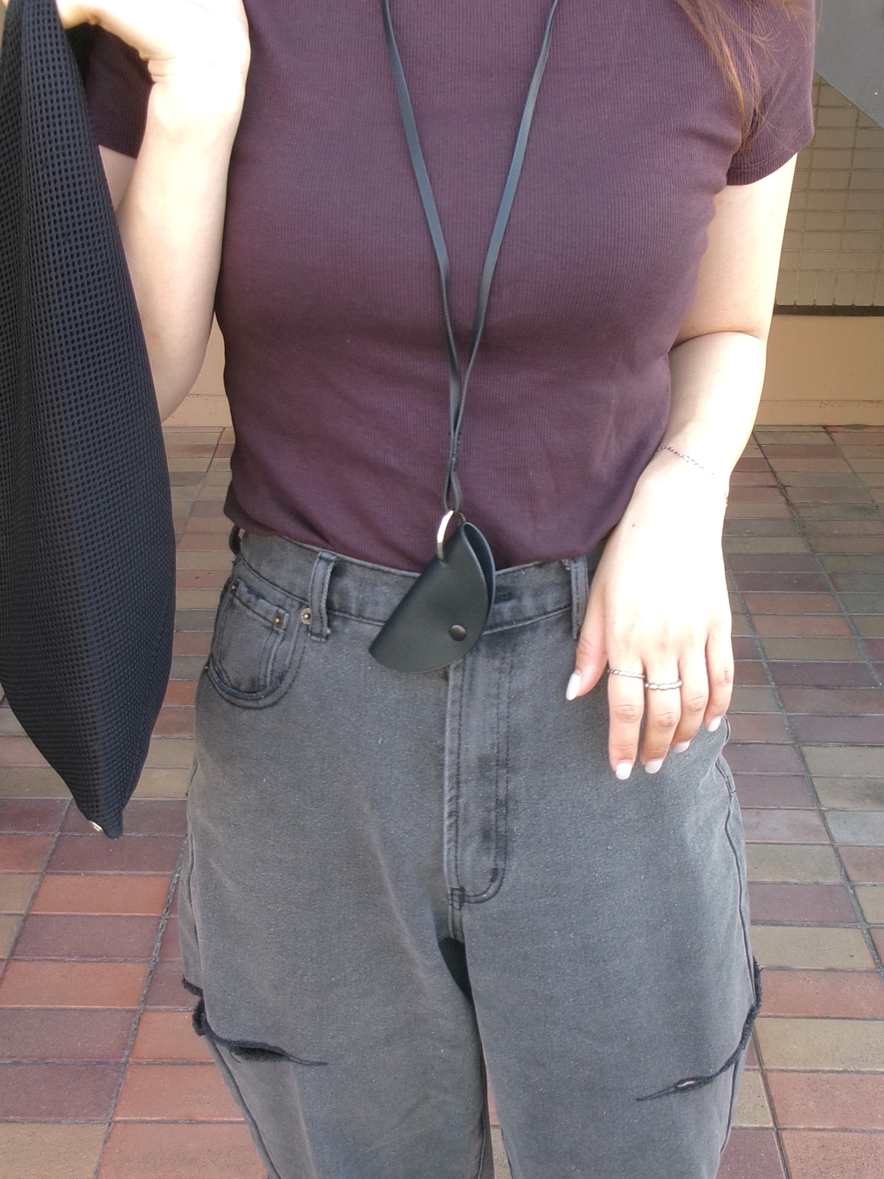 グラスクリップレザーネックレス