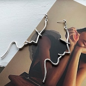 サイドフェイス シルエット ピアス 90022