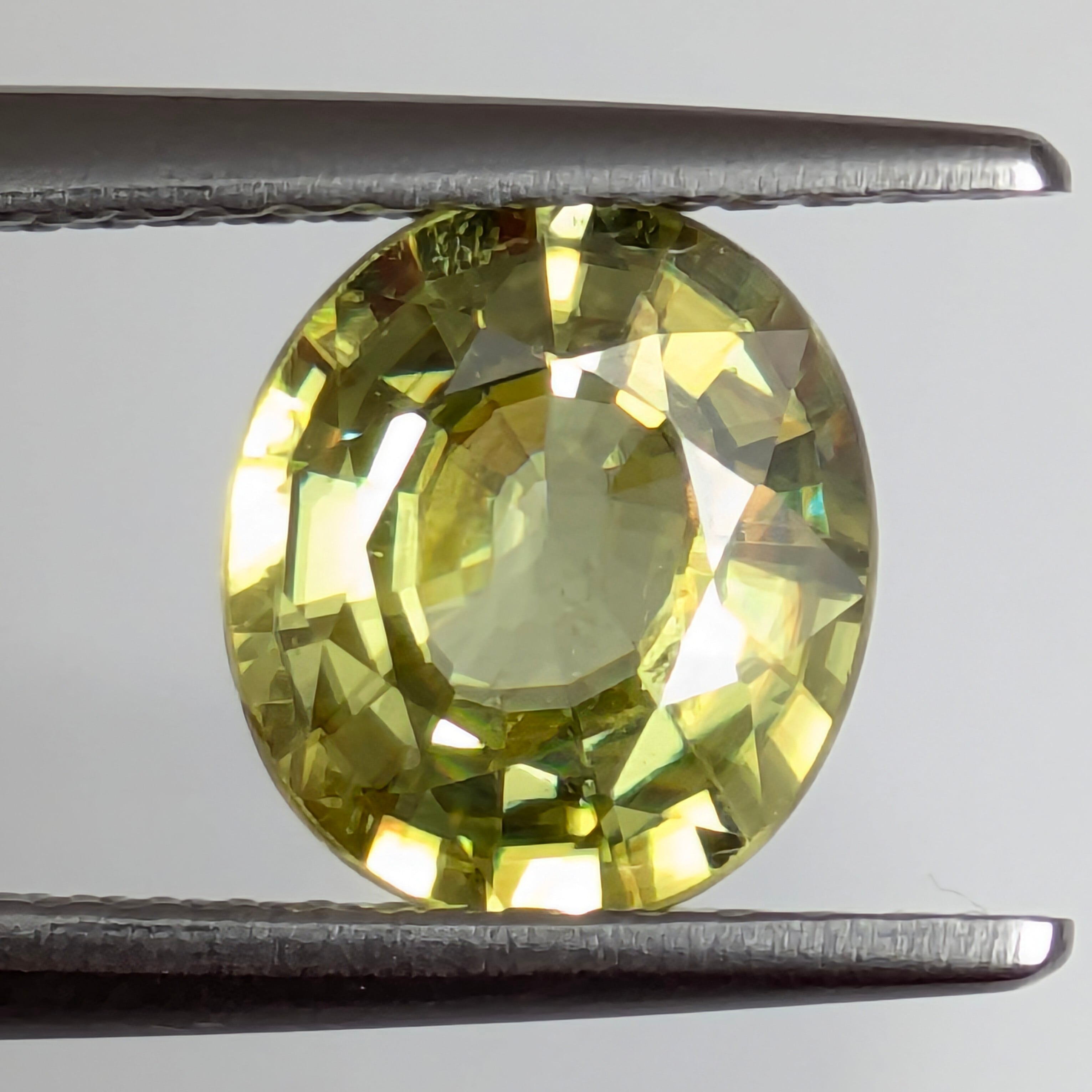 スフェーンルース マダガスカル産 【1.64ct】 PRO207963 | Gem's