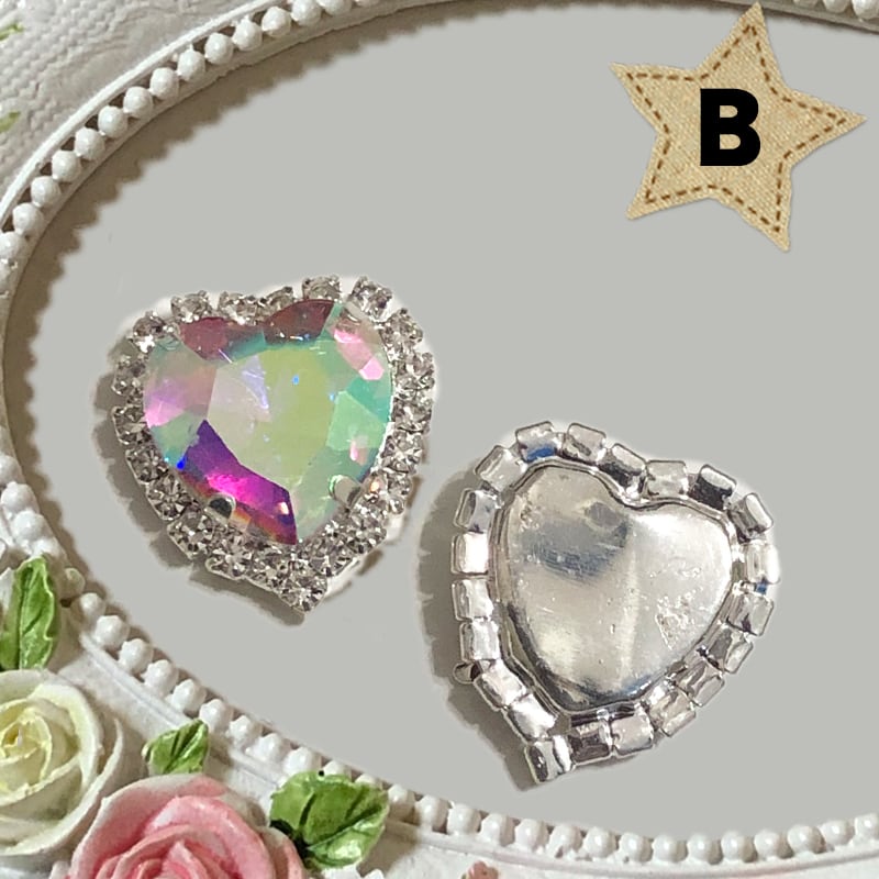 ハート♡♡ 10個セット♡ハートの本革タグ 栃木レザーミニミニsize チャーム Sora