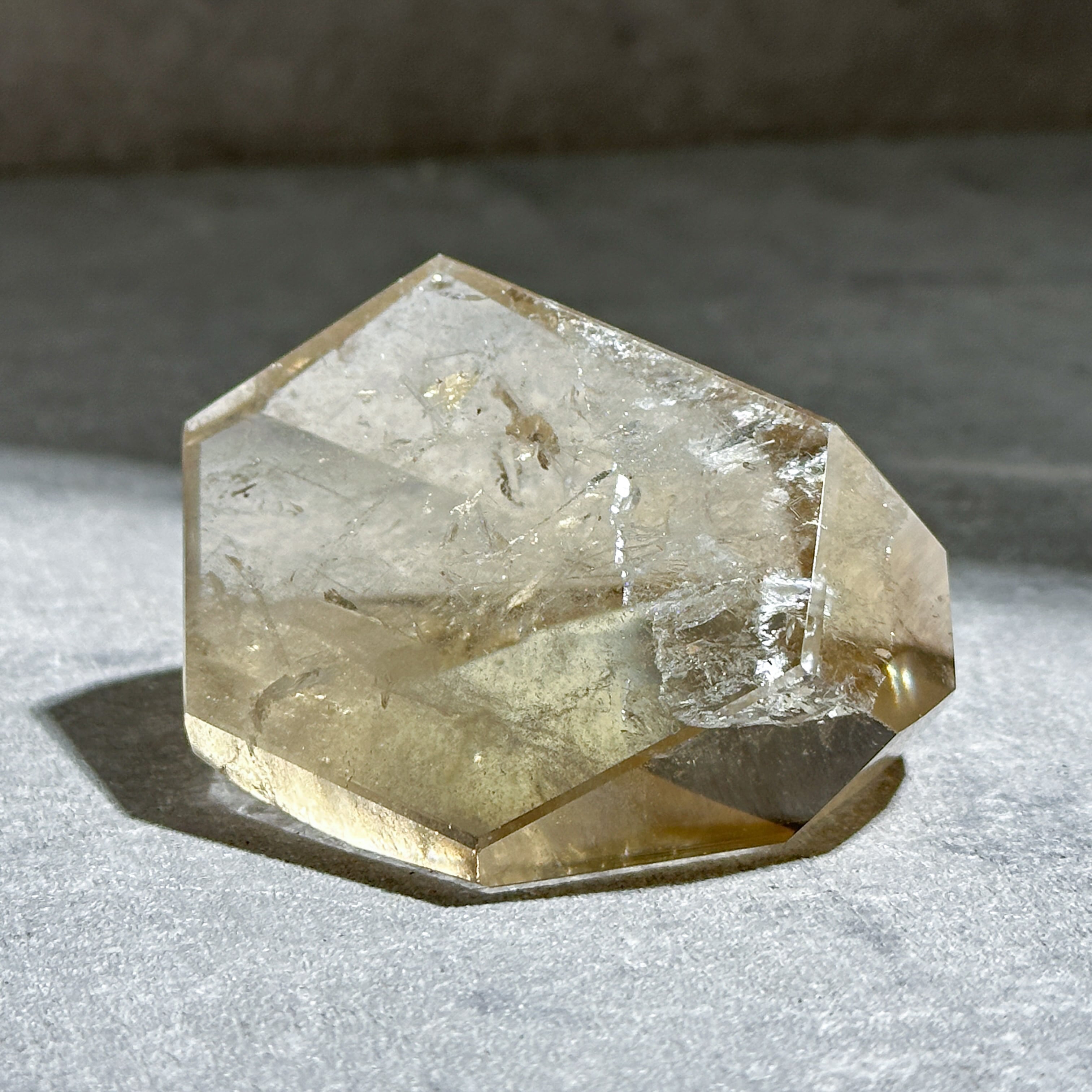 天然石 美品 シトリンフリーフォーム シトリン フリーフォーム 1点物 プレゼント 新築祝い 贈り物