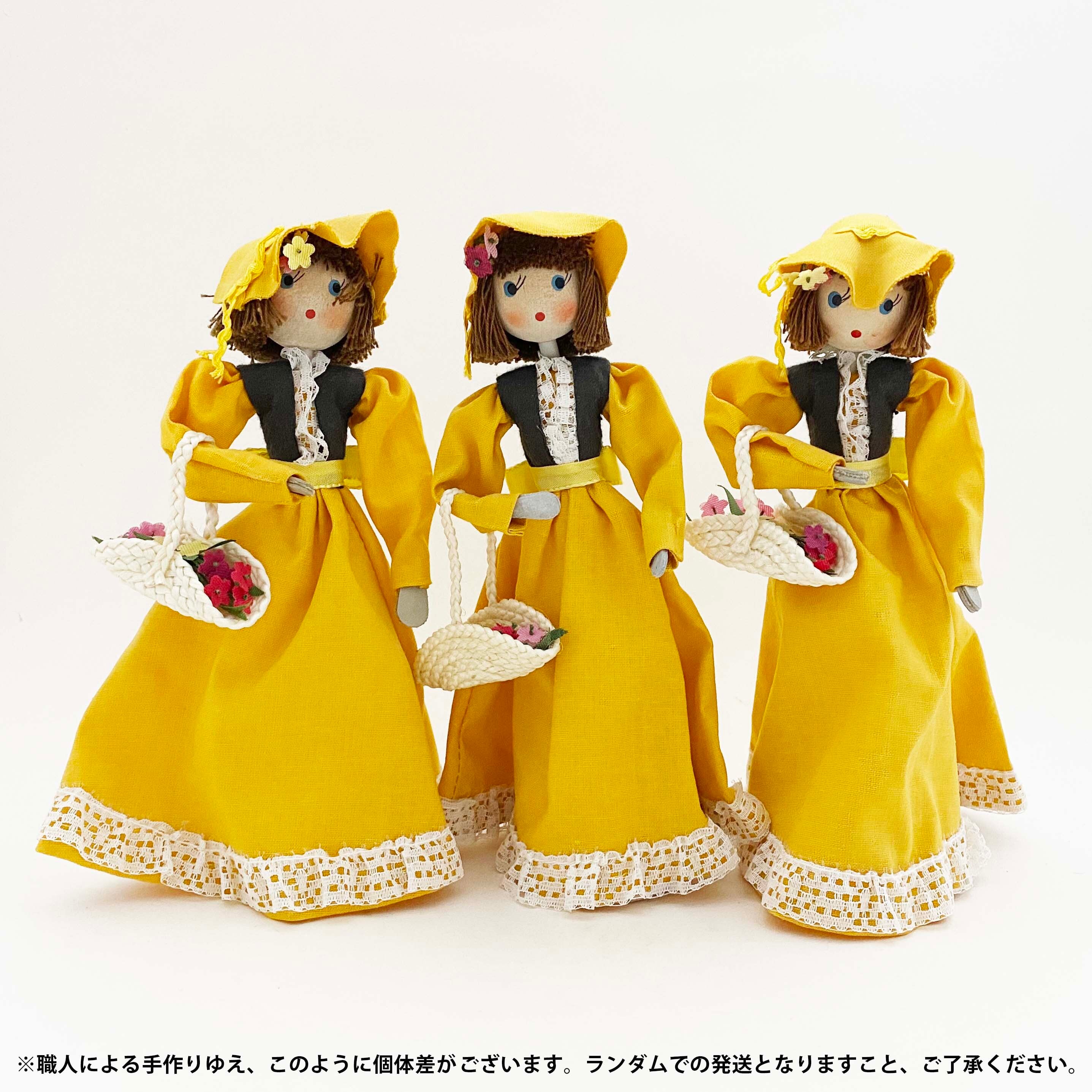 リトアニアの民族人形 ANDO製ヴィンテージ(黄色いドレス)