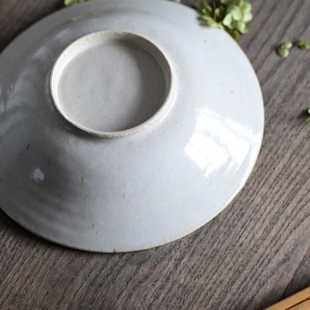 たくまポタリー 8寸深皿 皮鯨 (1枚) : 2104700010852