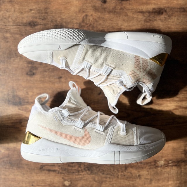 kobe ad id white