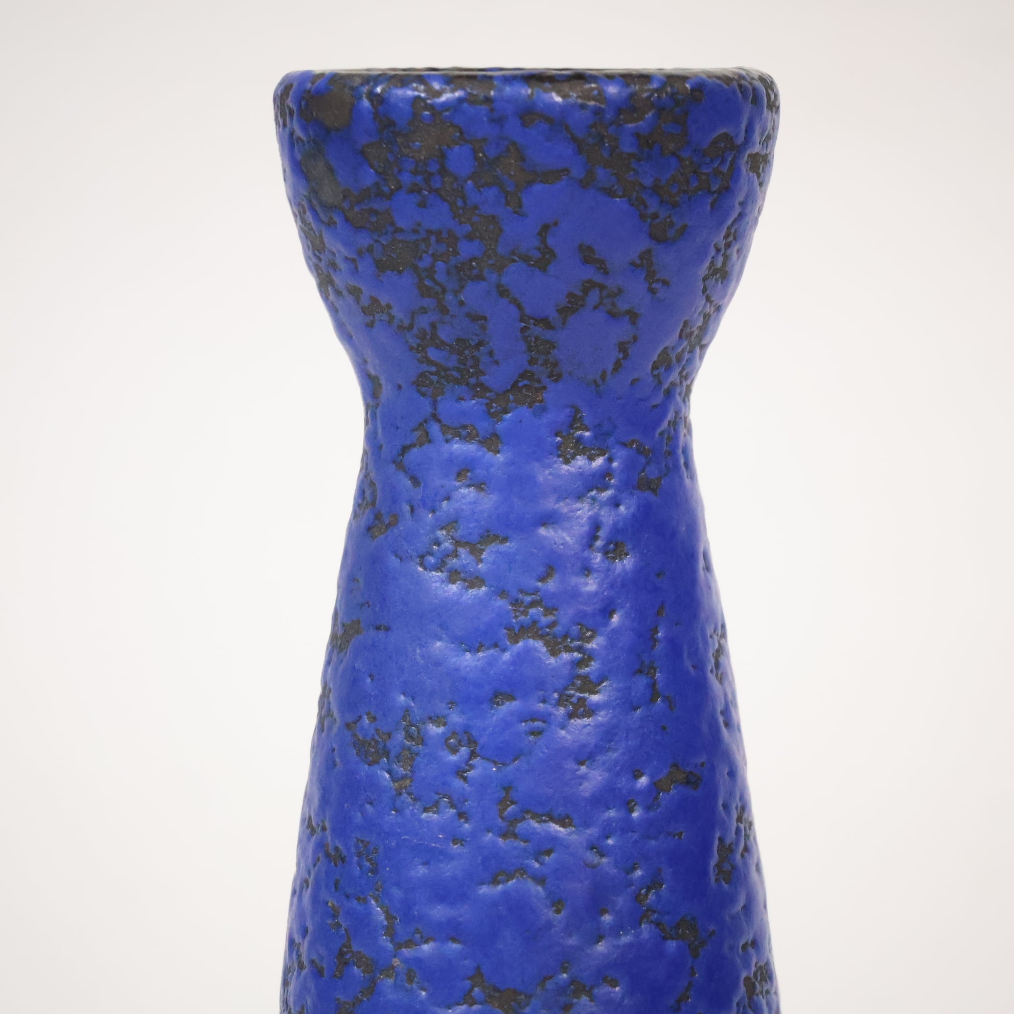 Scheurich-- 22.3cm | Fat Lava & German Art Pottery