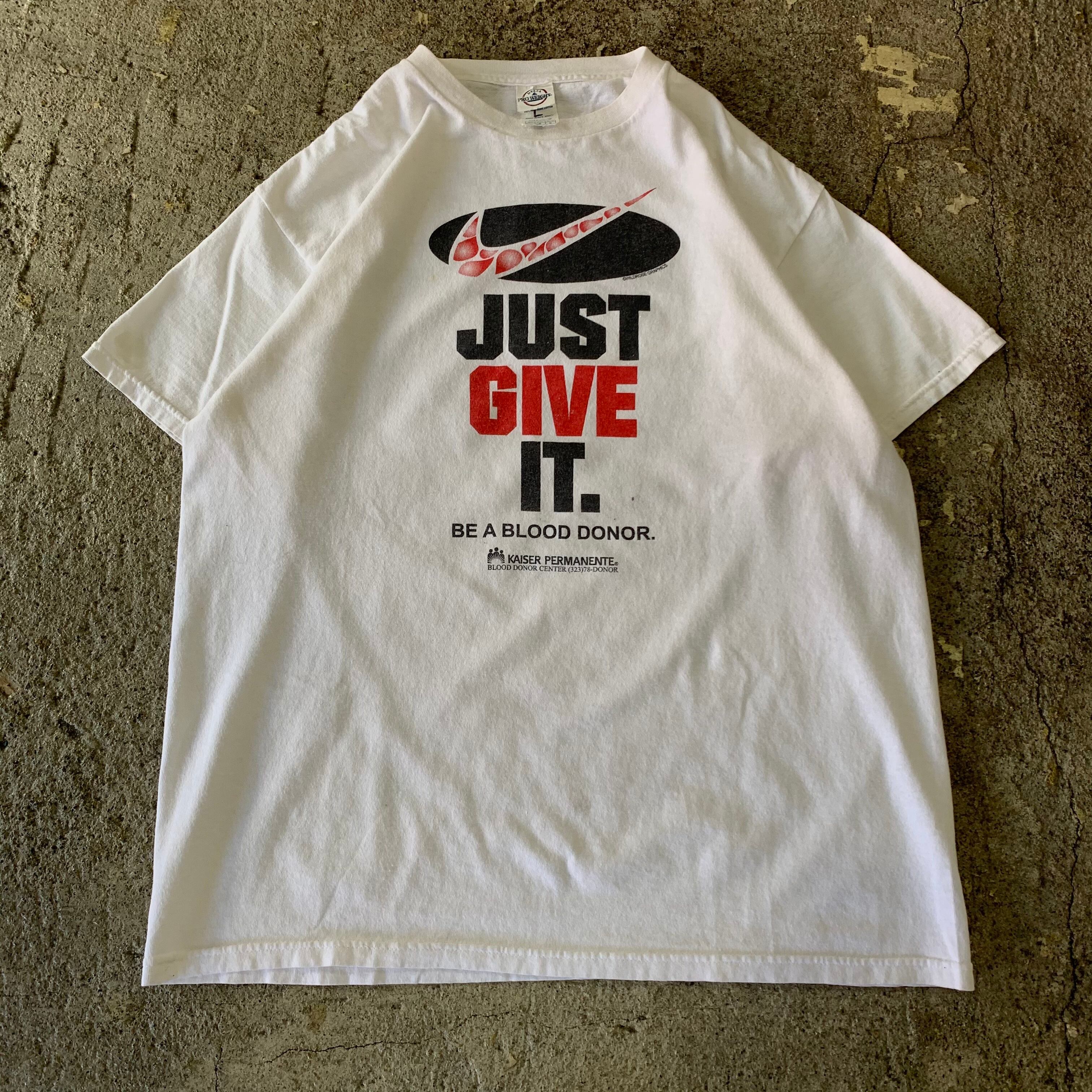 00s NIKE parody "just give it" T-shirt