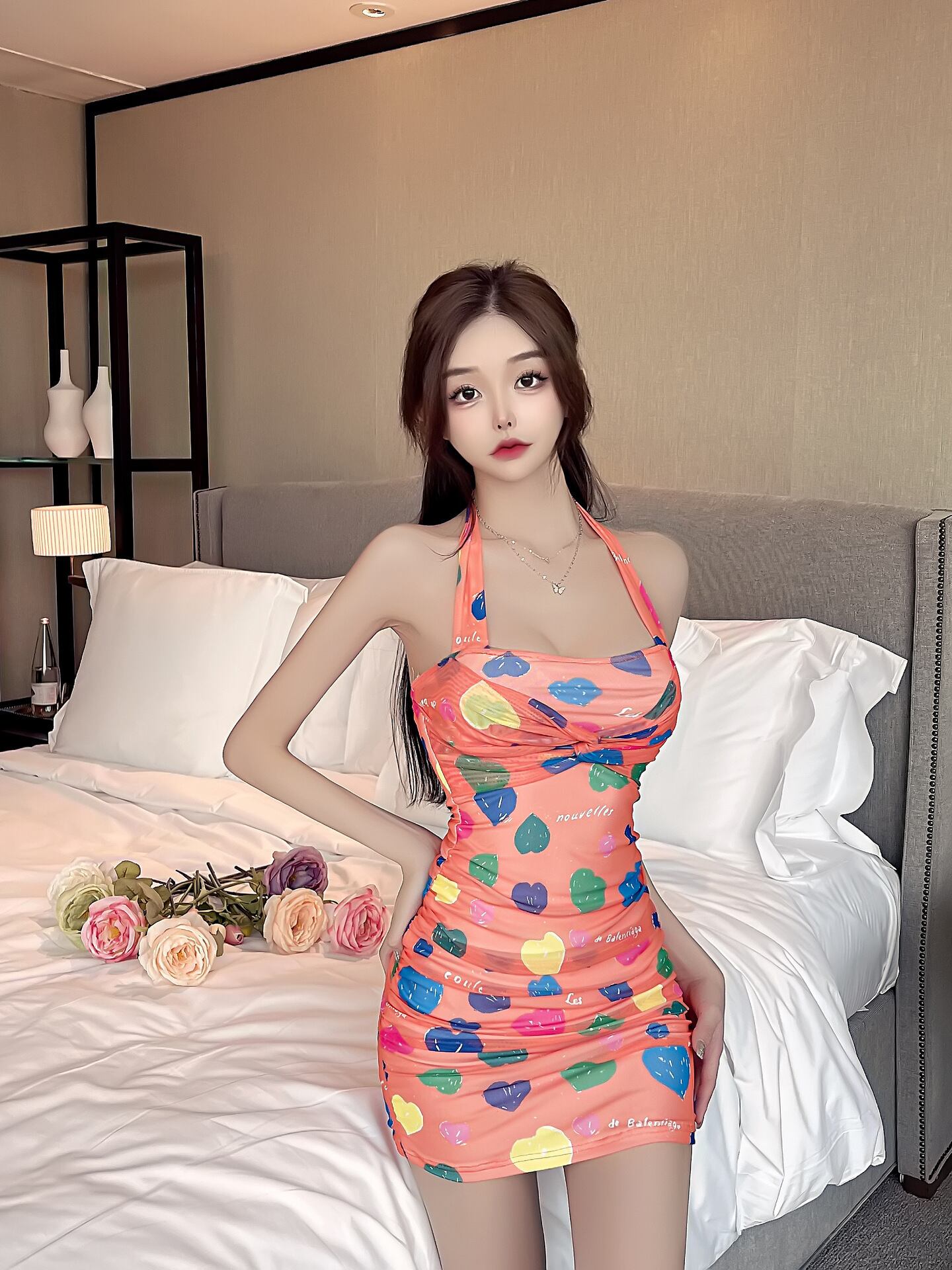 【新作】【送料無料】 2023 夏の新スタイル日本と韓国の女性のセクシーなメッシュプリントホルターストラップビーチバッグヒップドレス 7319 0176936778728