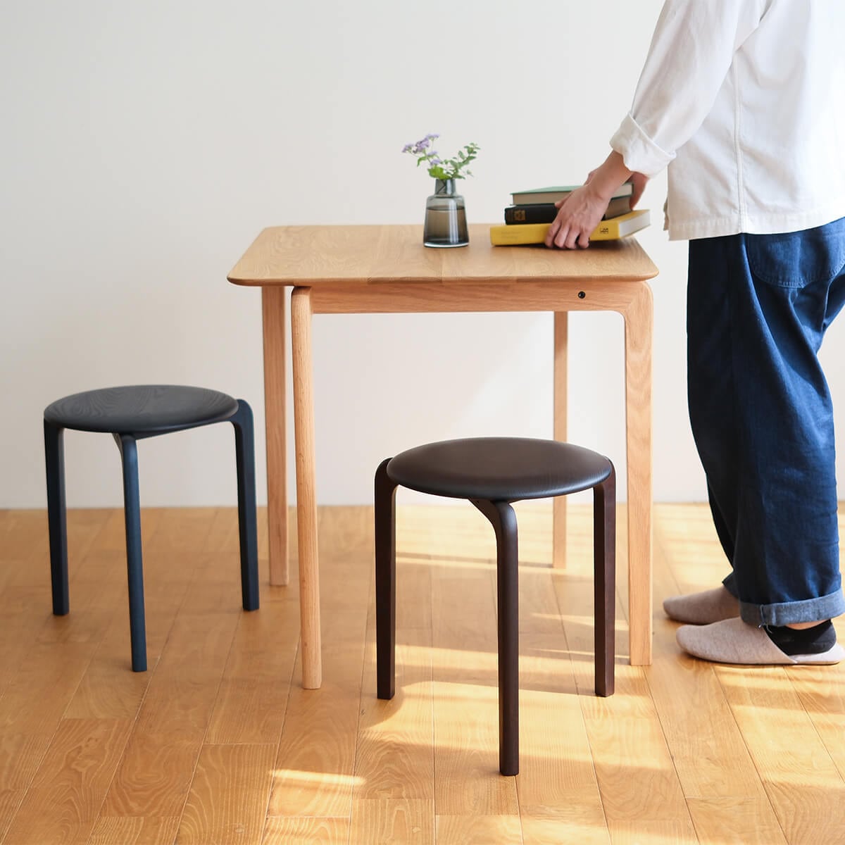 DENTO LISCIO STOOL 柿渋鉄媒染 3本脚 スツール | Have Fun Furniture