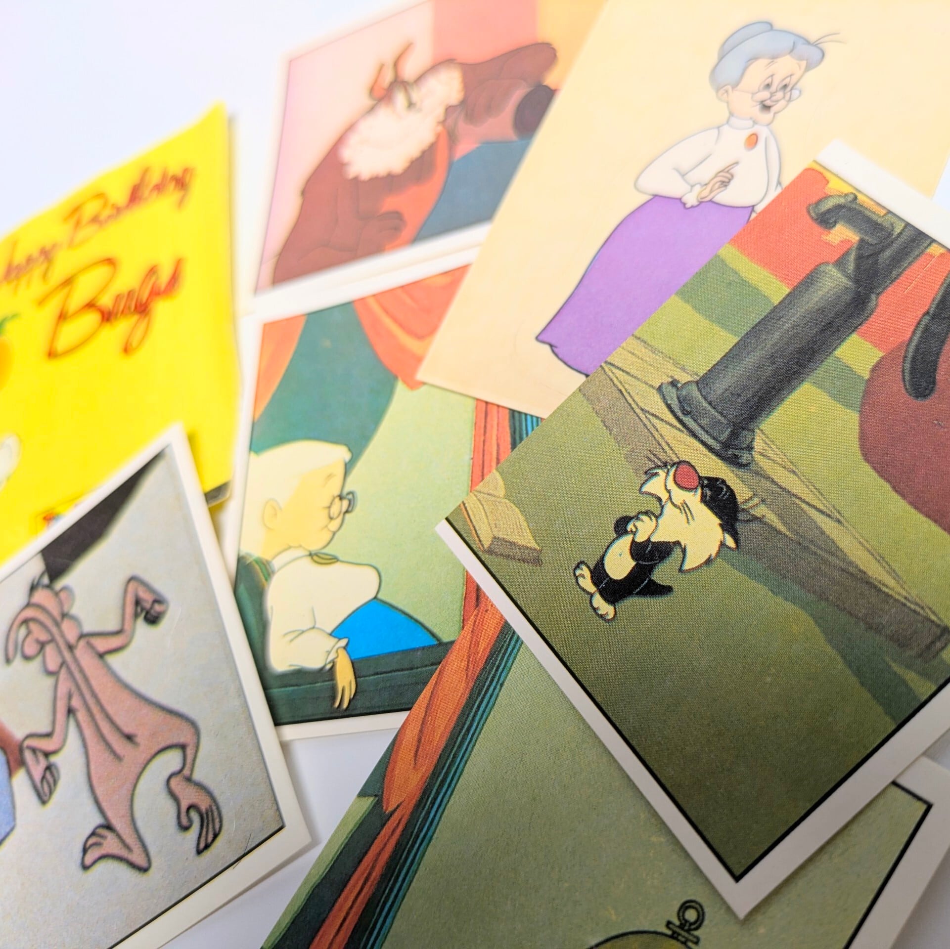 ☆送料無料!☆ VINTAGE 1990 【 Looney Tunes / ルーニー・テューンズ 】 Happy Birthday Bugs ステッカーパック / バッグス・バニー生誕50周年記念 /トレーディングステッカー 単品 (1個=6STICKER入)〚アメリカン雑貨 アメトイ〛