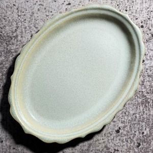 だえんフリル皿（小）　アイボリーホワイト