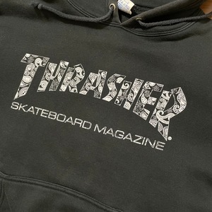 【THRASHER】ロゴ プリント スウェット パーカー ペイズリー スラッシャー M US古着