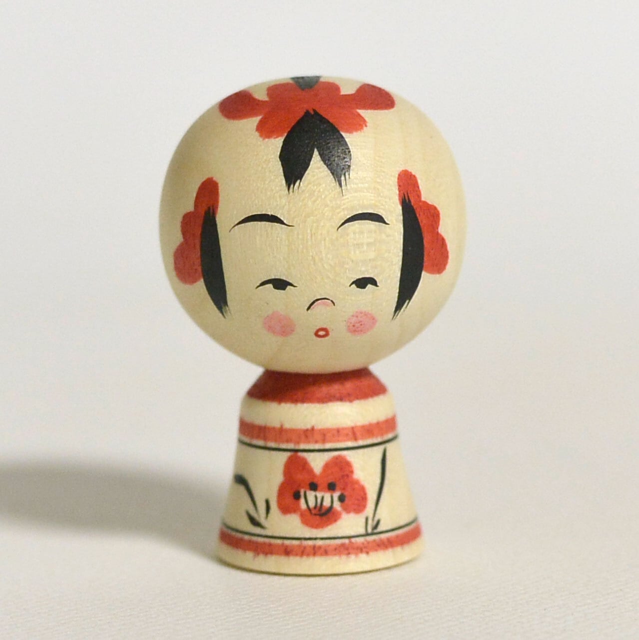 小寸こけし（ミニこけし） 約1寸 約3.5cm 鈴木明 工人（作並系）#2270