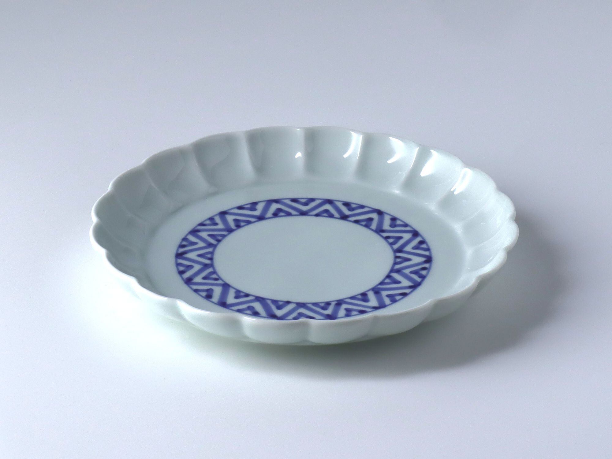 シーンから探す | 有田焼の白峰堂