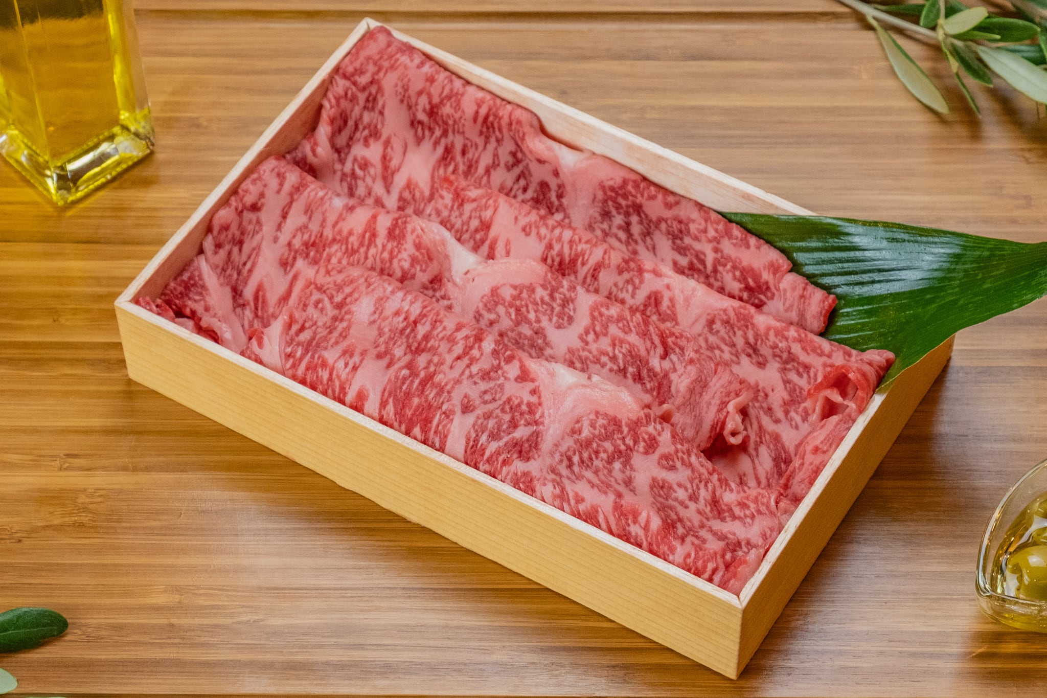 オリーブ牛 極上ロース <スライス> (500g)