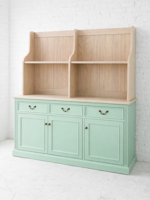 お菓子屋さん向けフランスアンティーク調ディスプレイシェルフ　（ホワイトオーク材オープンシェルフ）W1500