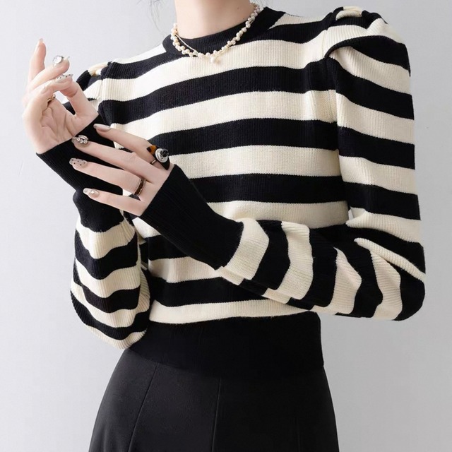 ボーダーパワーショルダートップス　N00027