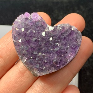 2.ハートアメジストクラスター
