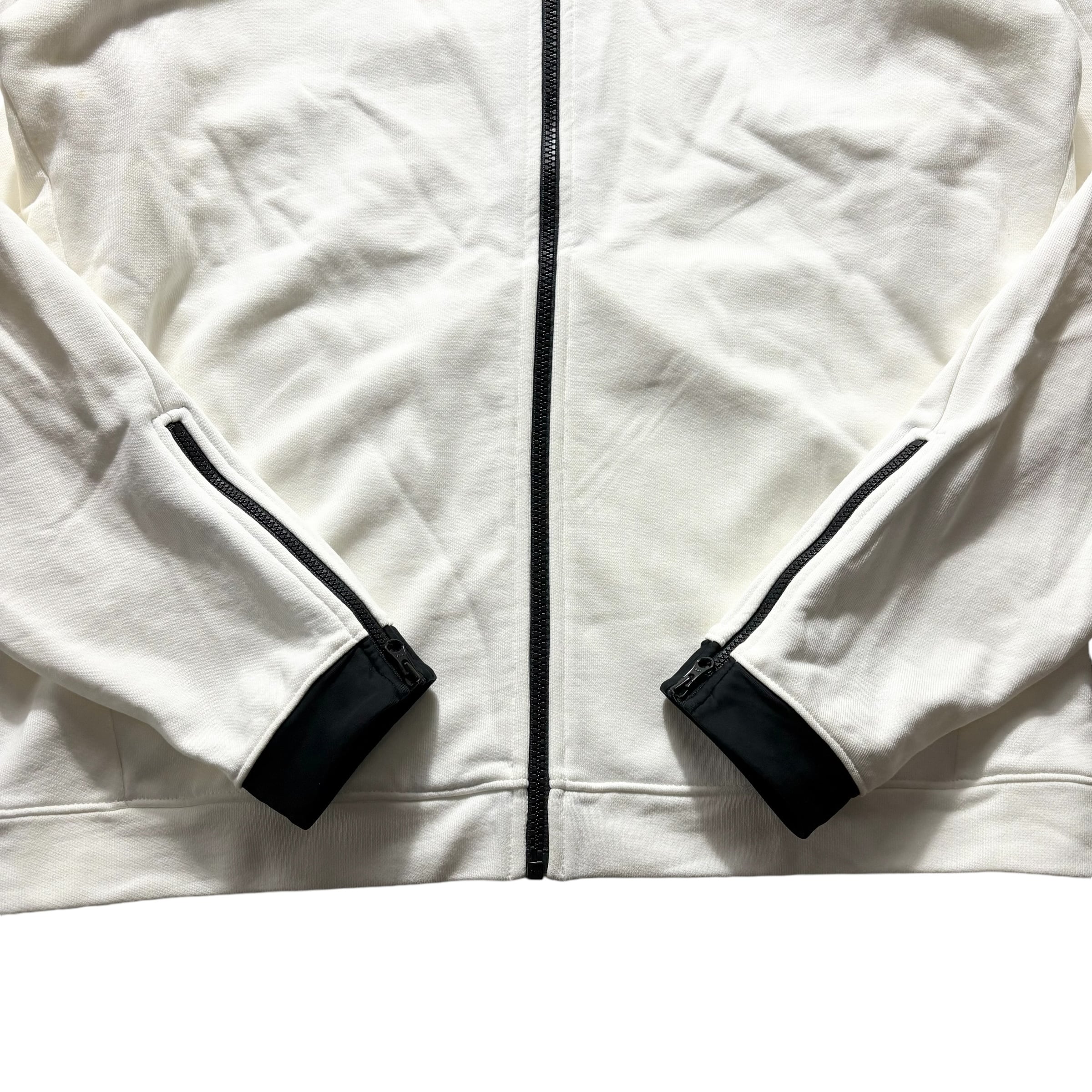 C.P.COMPANY “_019” goggle zip parka | NOIR ONLINE