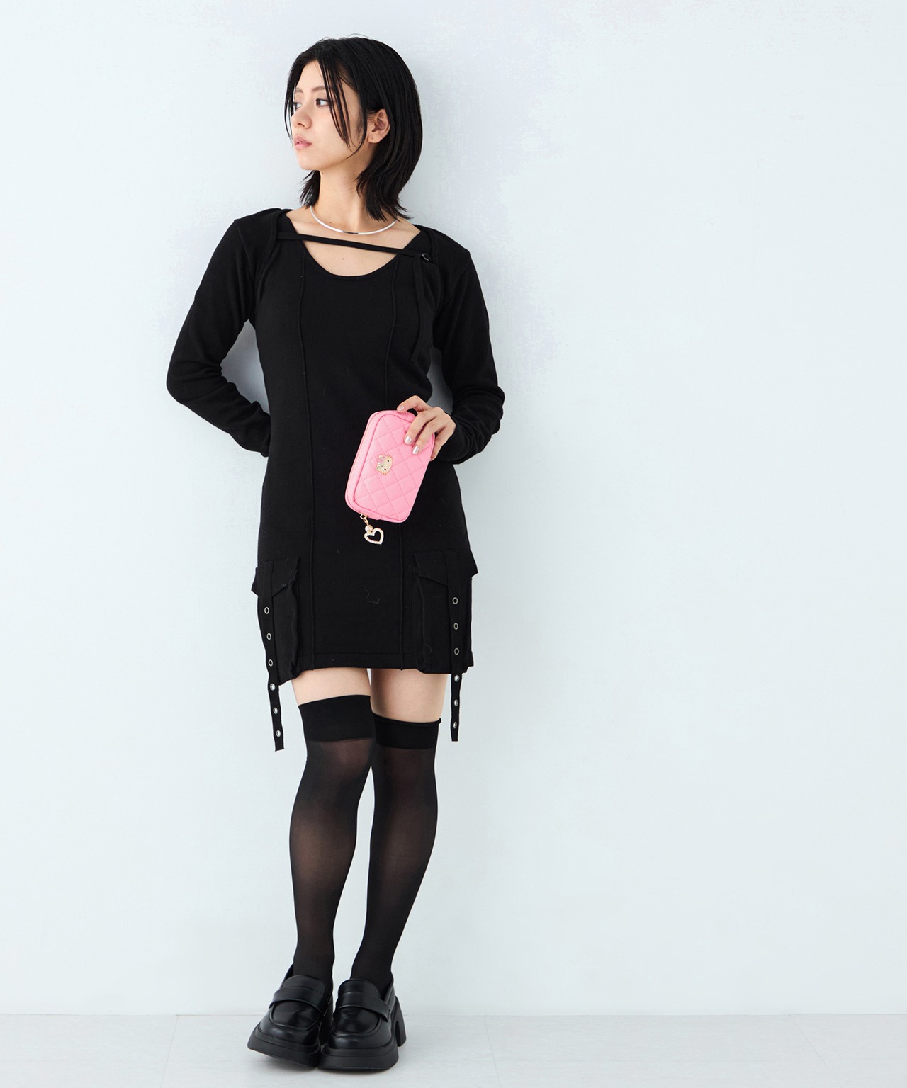 HELLO KITTY : SQUARE POUCH KT-P5274