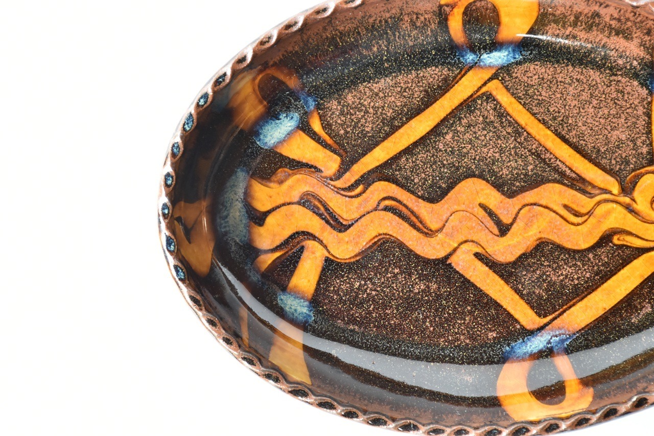 小代焼ふもと窯 / 井上尚之 : 楕円皿 (大) スリップウェア ②