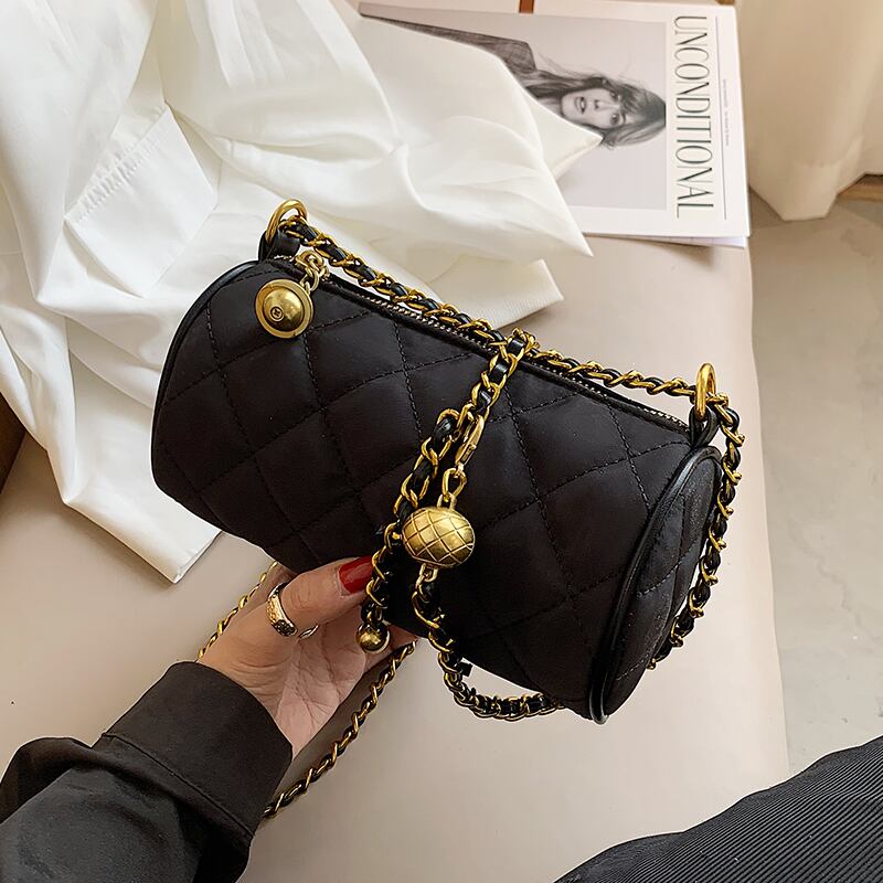 リンジチェーンスモールバッグメスバッグ2020新しい流行のファッションワイルドインネットレッドショルダーメッセンジャーバッグラウンドバケットバッグ Tiancai_Wing_Bag25702084412