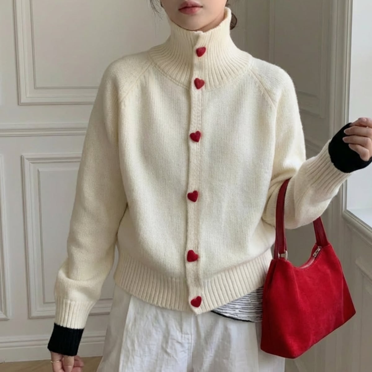 Heart-Button Cropped Cardigan ch0159