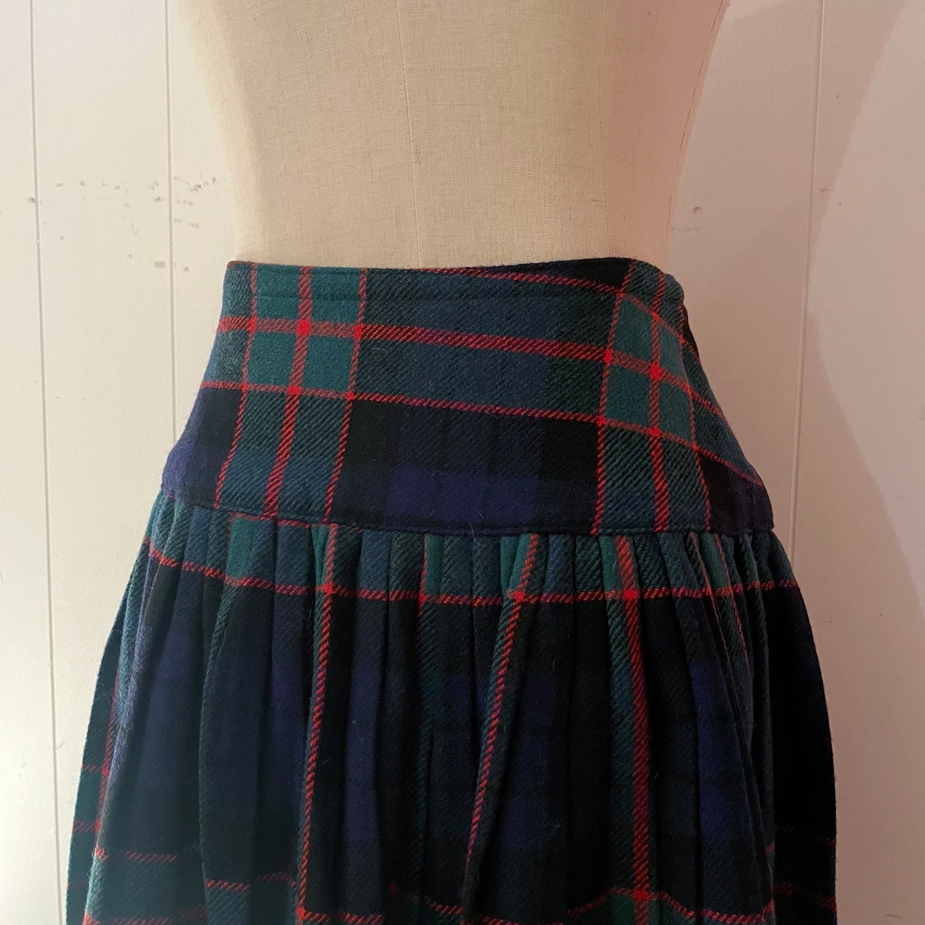 green check pleats mini skirt