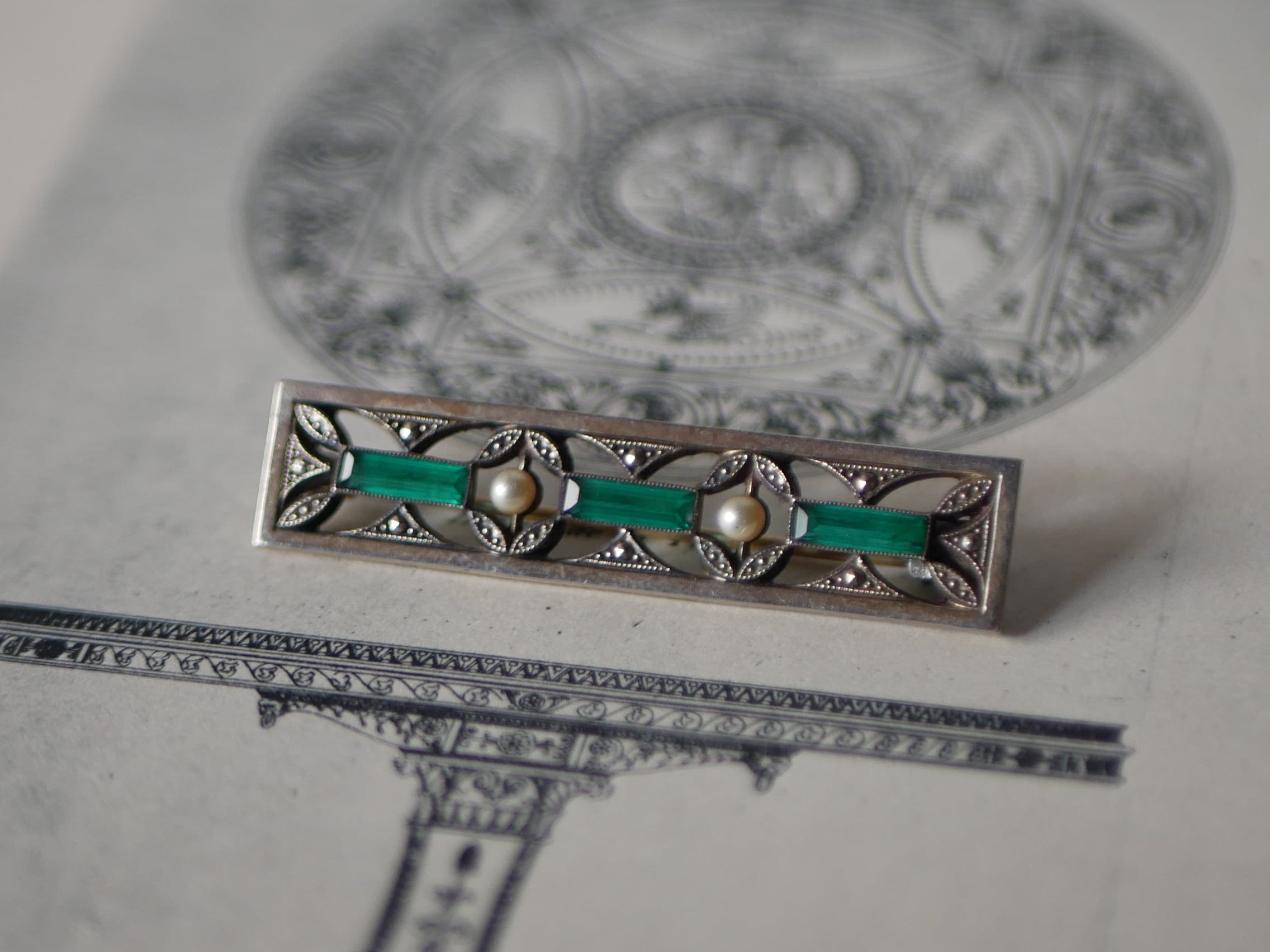 FIX アールデコ アンティークブローチ グリーンペースト フランスアンティーク