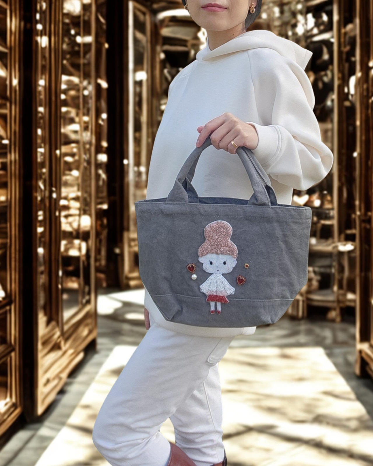 ♡ビーズ刺繍トートバッグ♡ グレー - 5