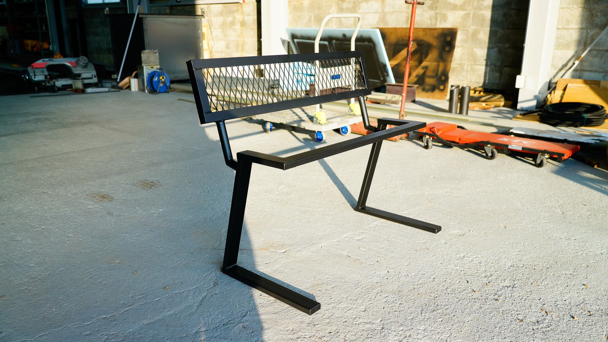 アイアンベンチ | ferro industrial furniture