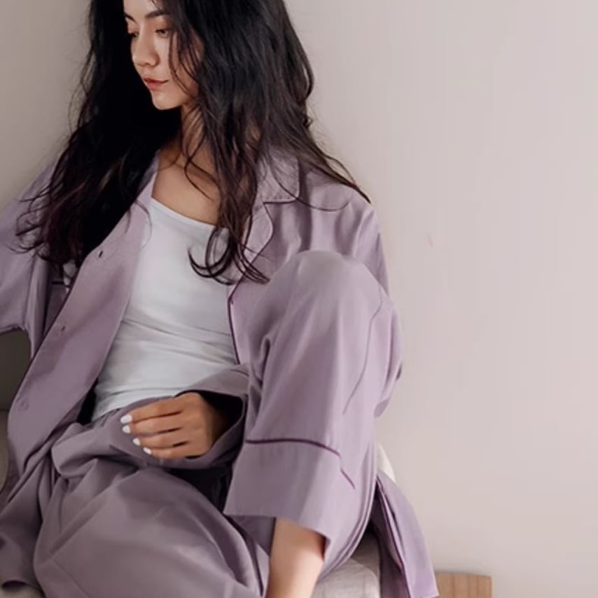 パンツスーツ 紫 の スーツ ZARA - 美品 ZARA ノーカラー パンツスーツ 紫 パープル Y2K セットアップの通販 by めるるるる s shop ザラなら