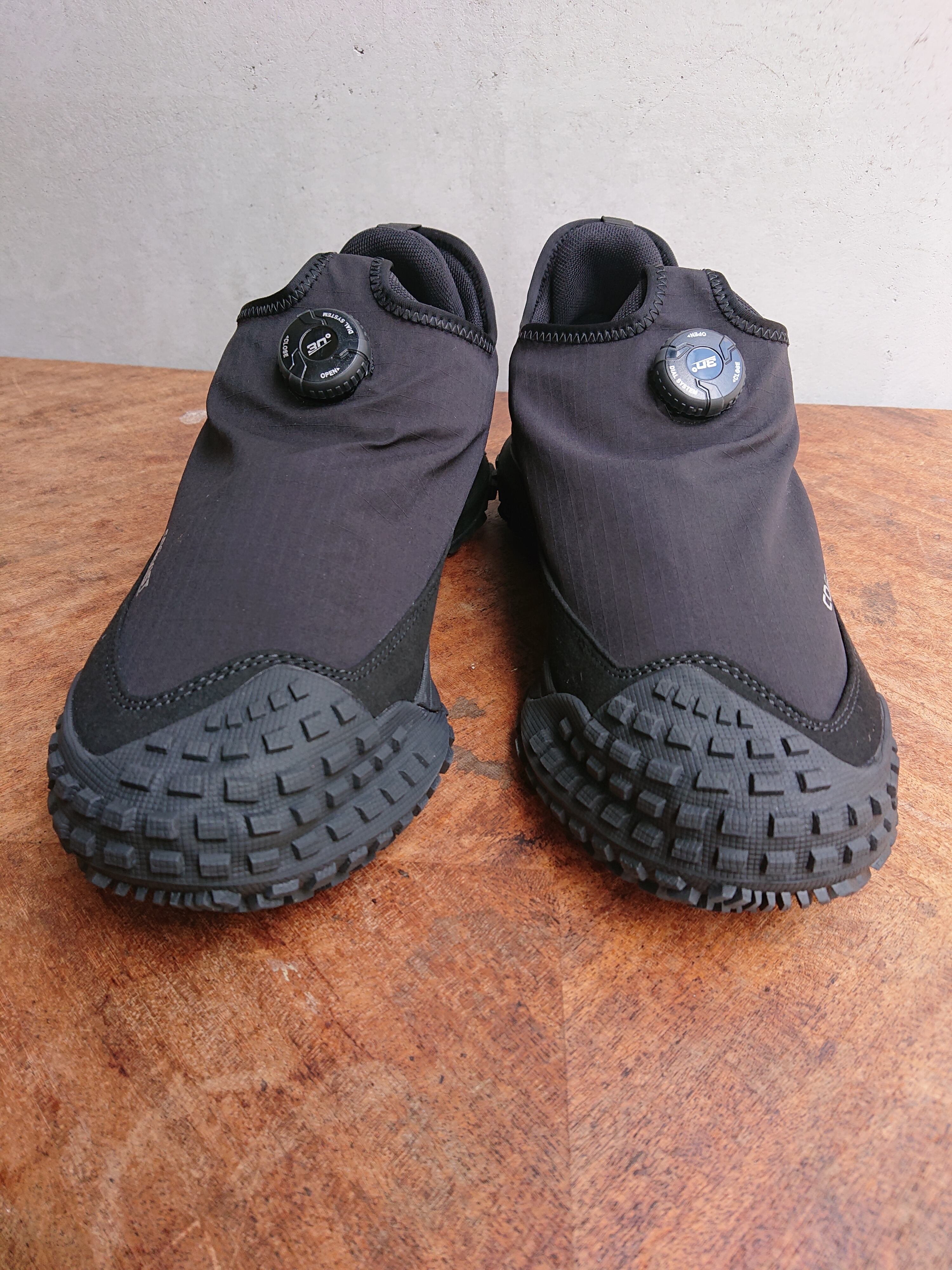 COMFY CMF OUTDOOR GARMENT 