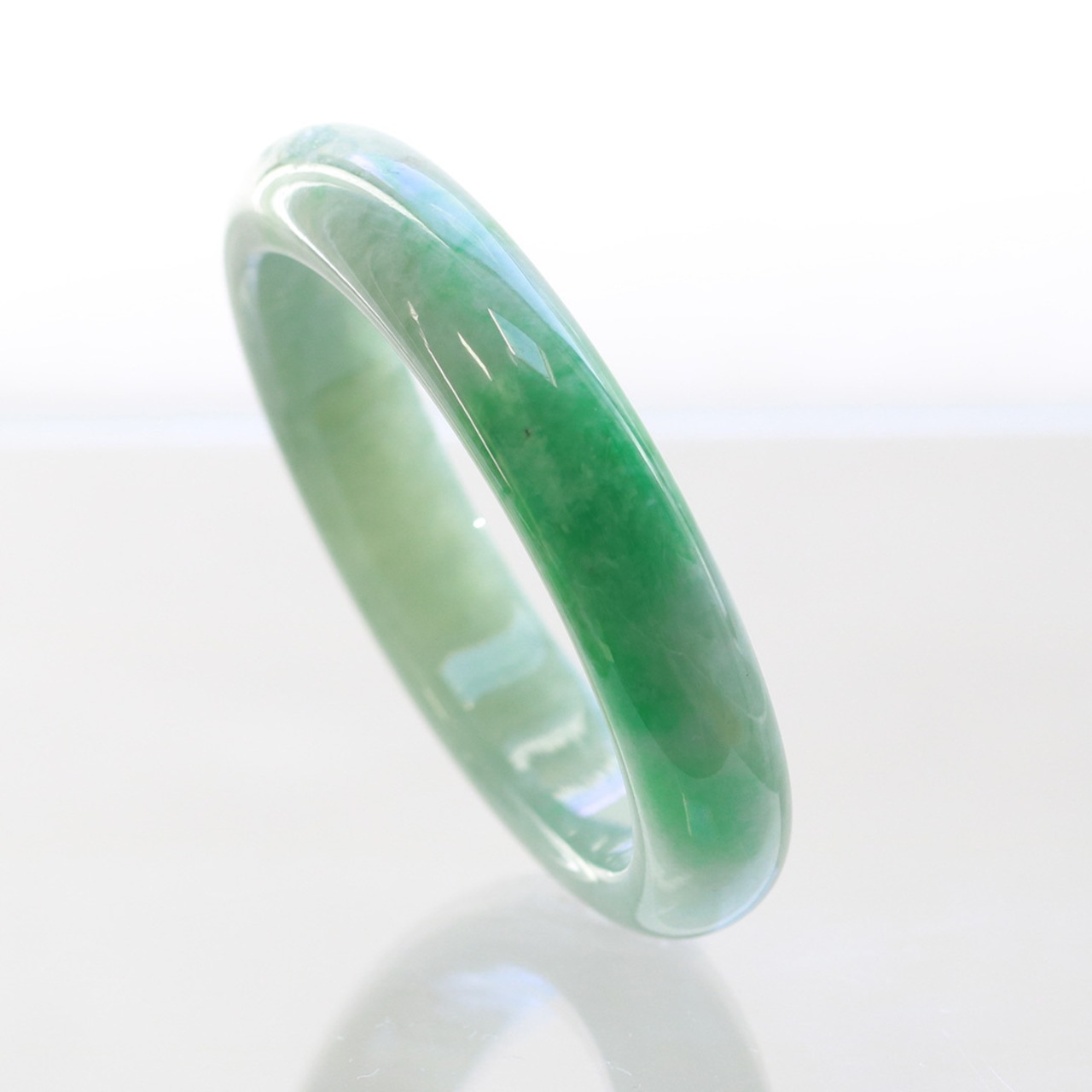 【内径 約53mmx48mm 】楕円形 バングル gui fei/ green A貨翡翠 jd_bg1211