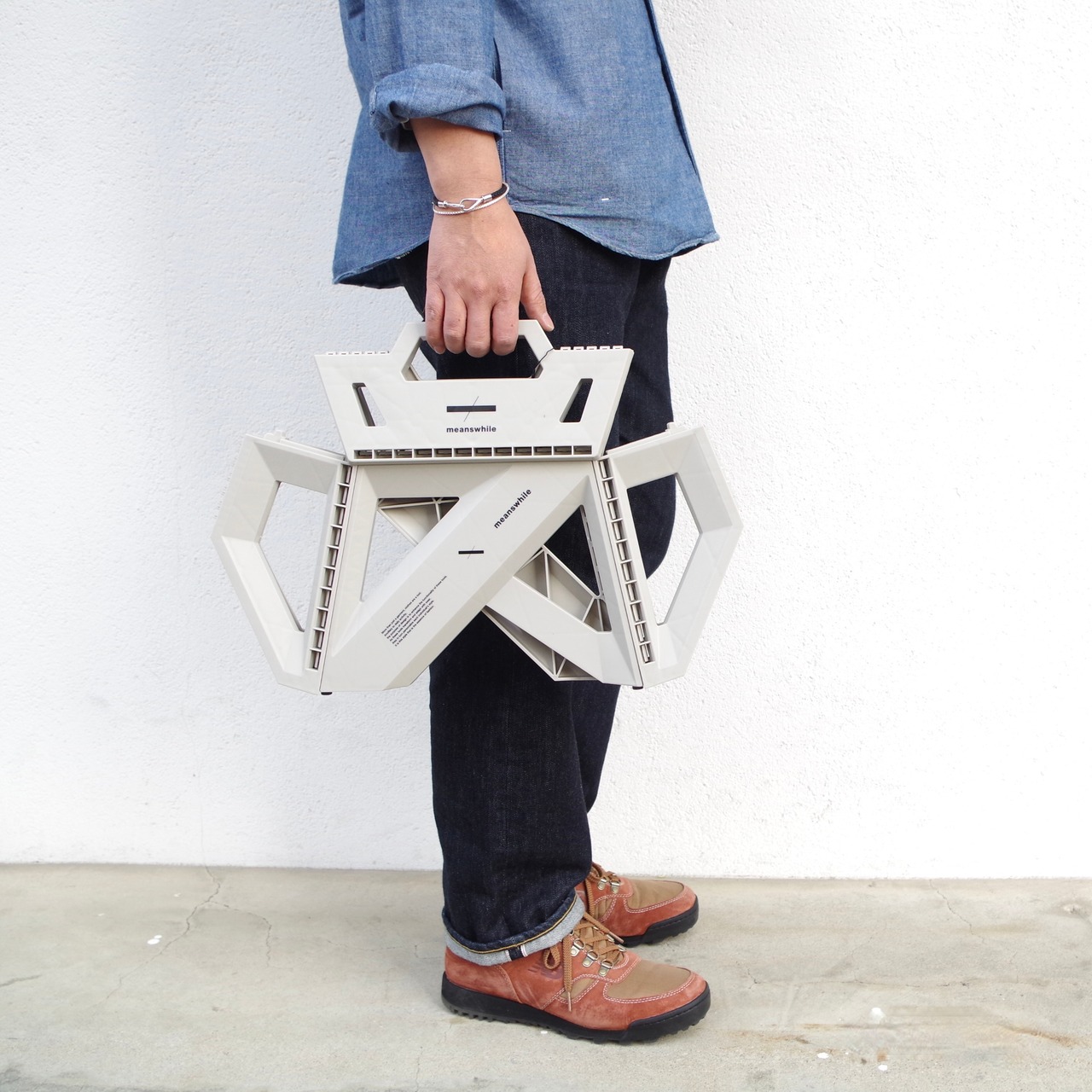 meanswhile STEP STOOL (ASH GREY)