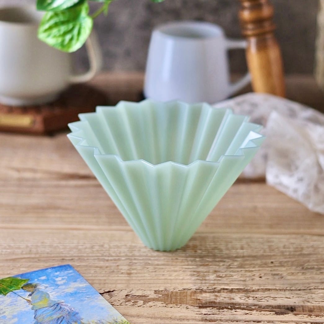 ORIGAMI Dripper Air M マットグリーン | COFFEE LAB KOMAMEYA