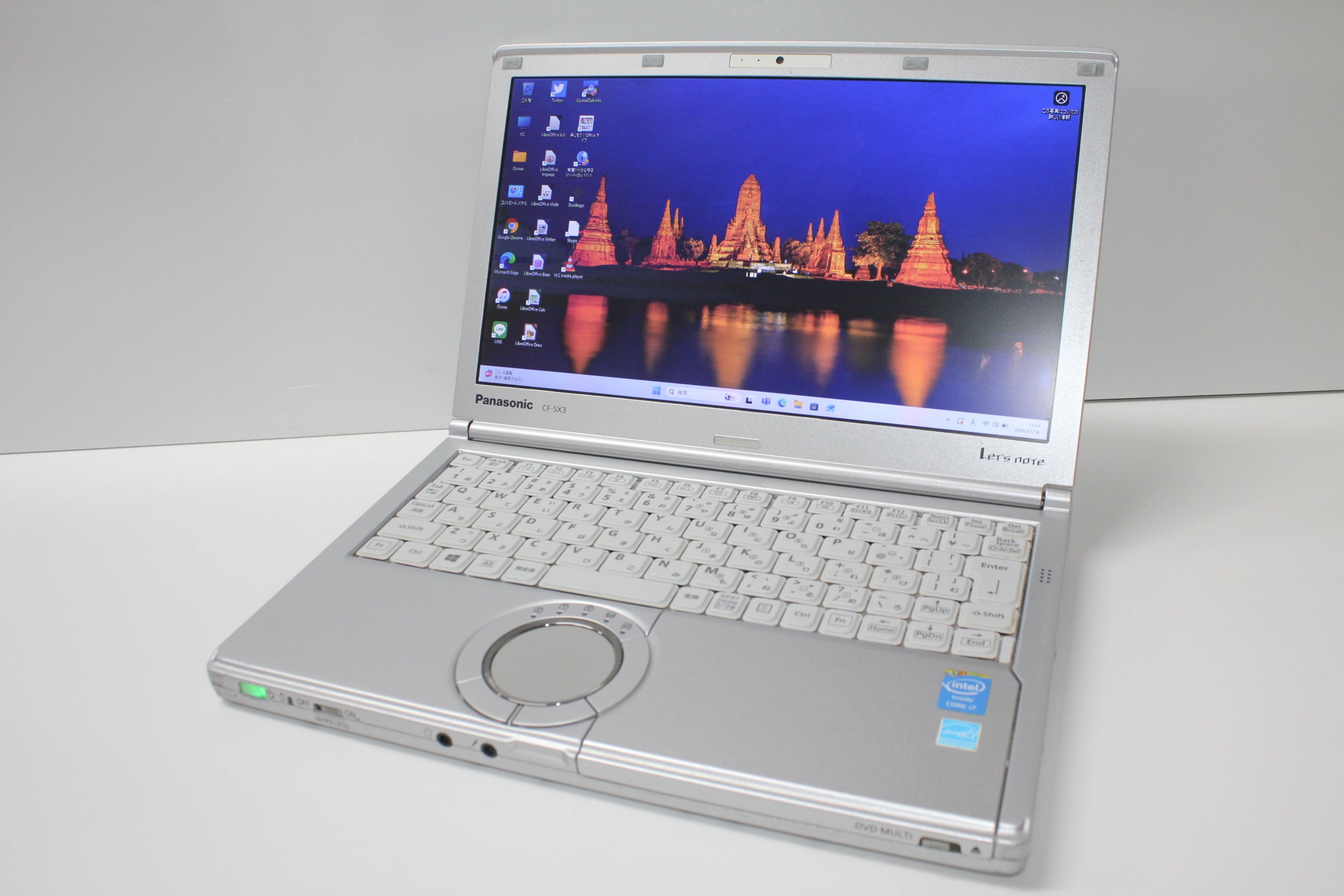 中古ノートPC】Lenovo〈ideapad 500-15ISK〉Intel Coe i3/SSD250GB